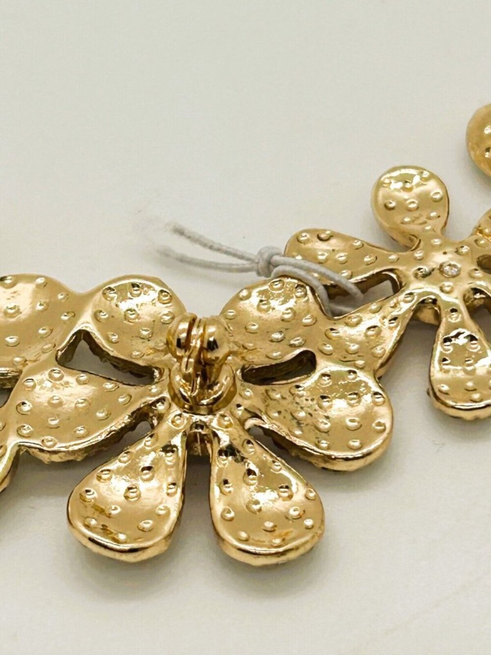 Isaac Mizrahi Gold-Tone Crystal & Pink Daisy Brooch Pin With Teardrop Accent - Picture 5 of 13